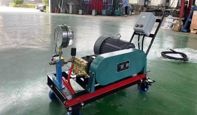 電動(dòng)試壓泵